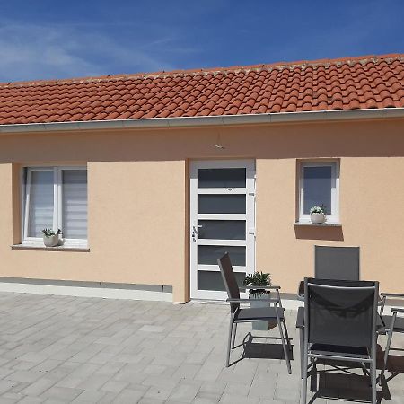 Nozret Apartment Paljuv Bagian luar foto