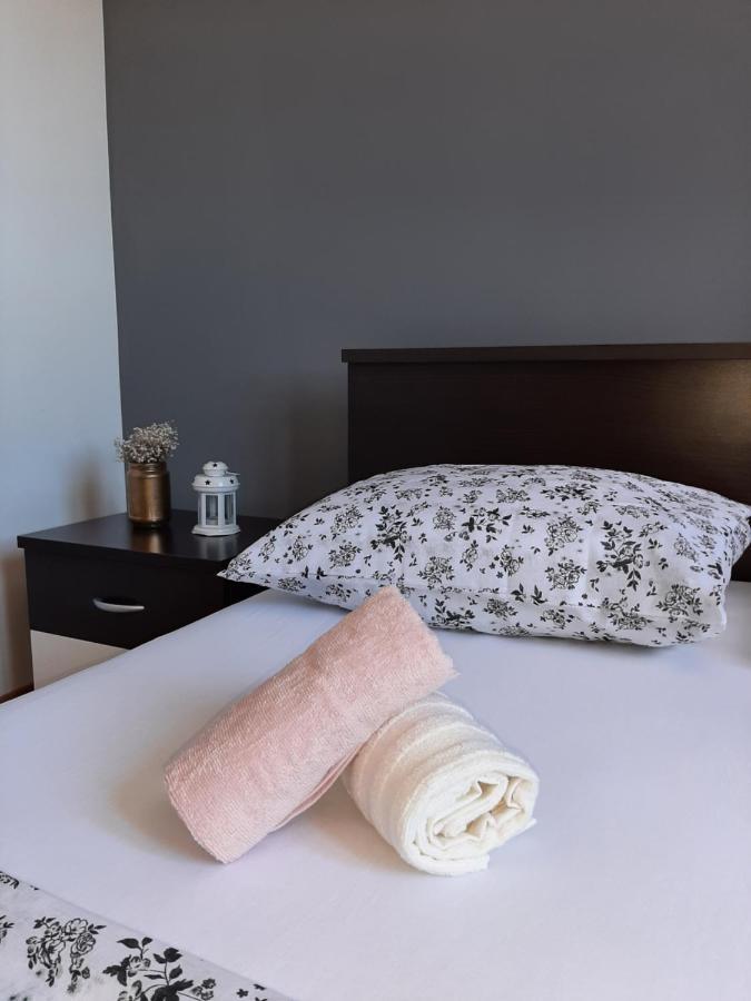 Nozret Apartment Paljuv Bagian luar foto